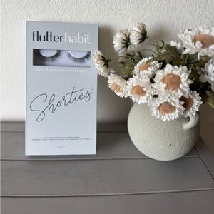 4 full pair of single lashes , Luxe Faux - Mink Eyelashes in ~Shorties~